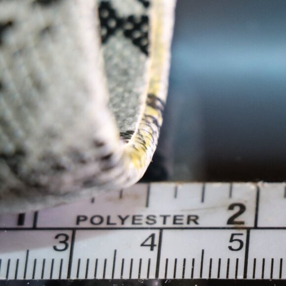 Vintage Faux Snakeskin 1.5" Wide Bangle Bracelet with 2.5" Diameter - Picture 4 of 5